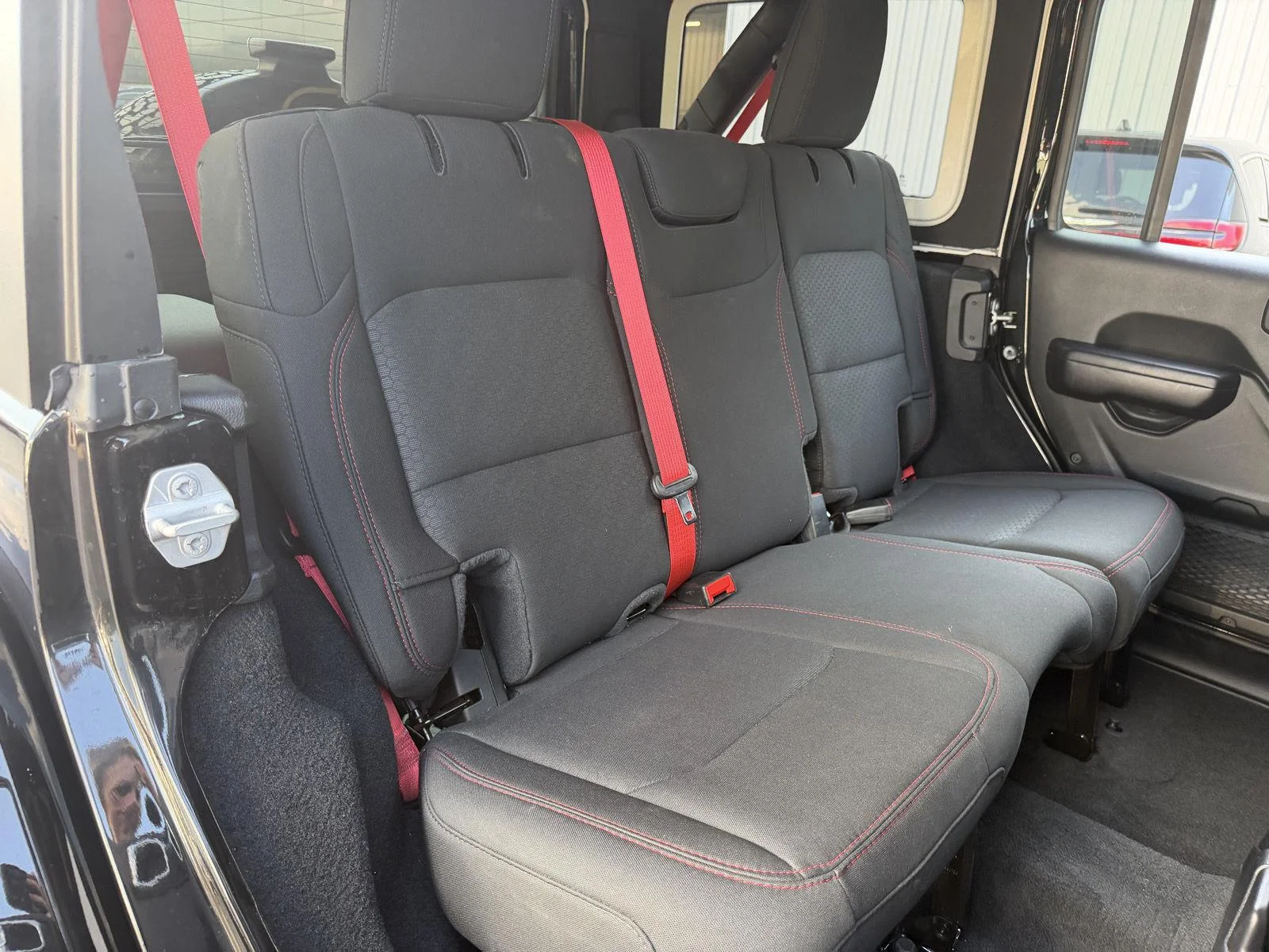 Used 2020 Black Clearcoat Jeep Recon image 20