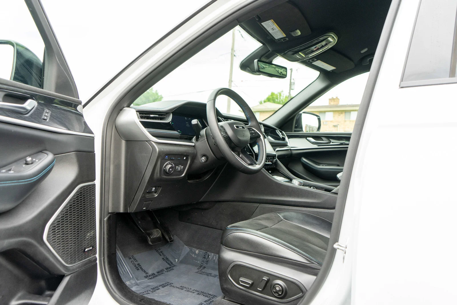 Used 2022 Bright White Clearcoat Jeep Trailhawk 4xe image 14