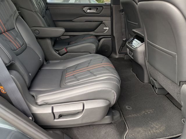 2026 Nissan Armada PRO-4X - Photo 33