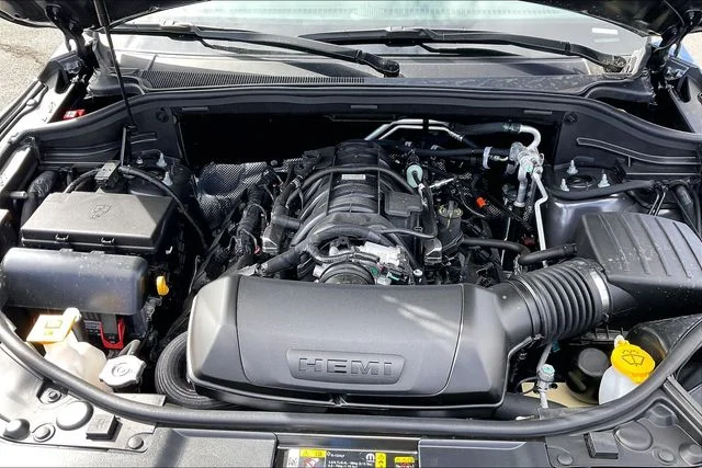 New 2026 Vapor Gray Exterior Paint Dodge GT HEMI V8 image 11