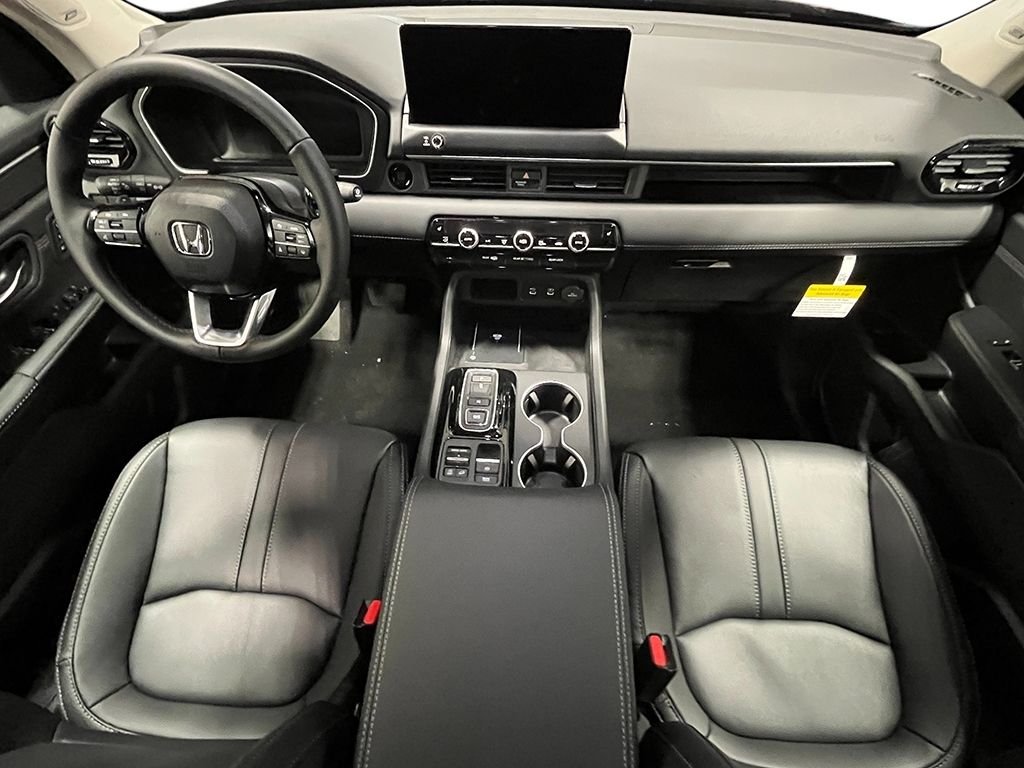 New 2026 Platinum White Pearl Honda AWD Touring image 16