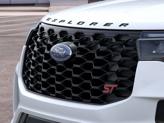 New 2026 Star White Metallic Tri-Coat Ford ST image 17
