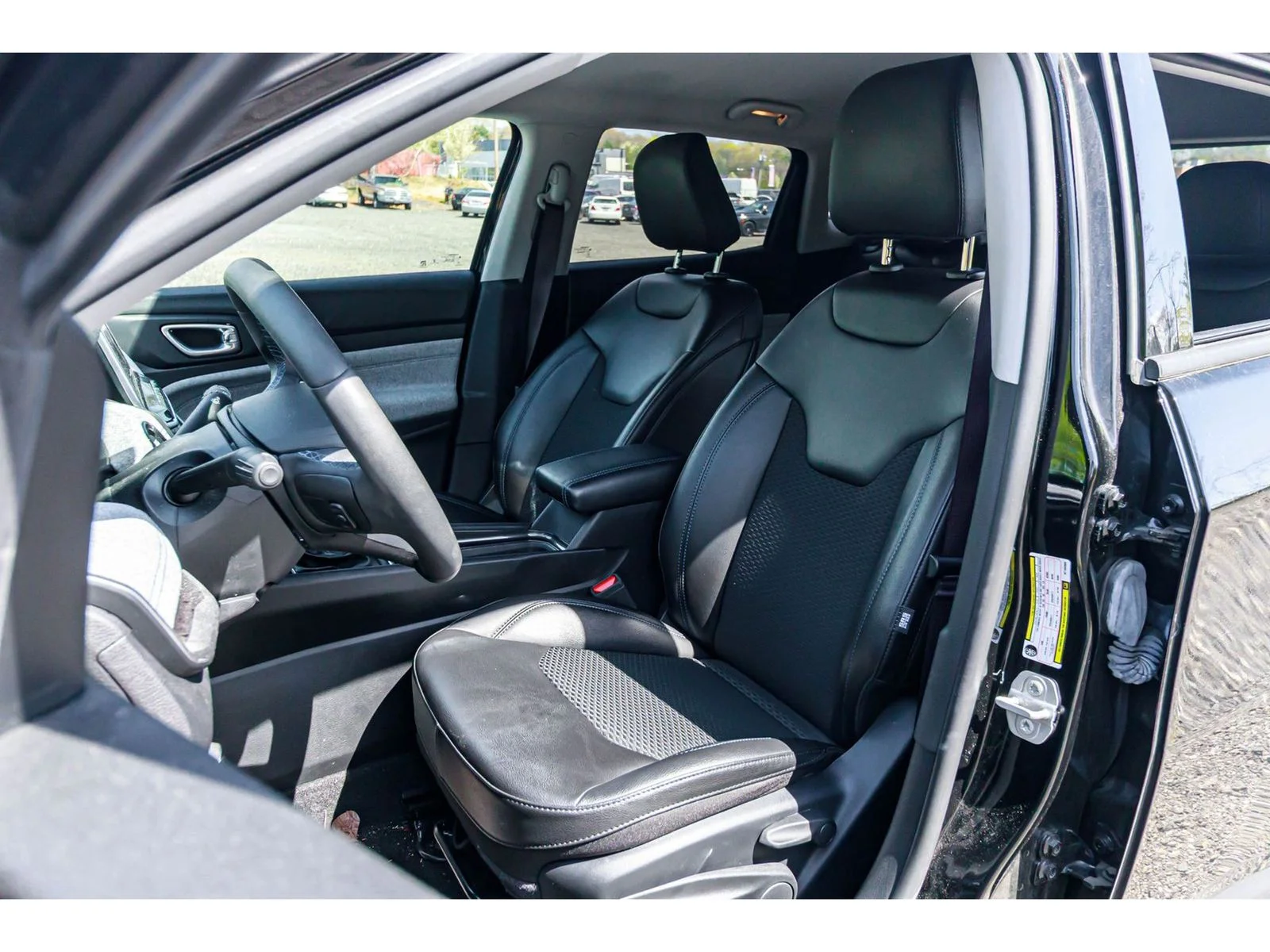 2022 Jeep Compass Latitude - Photo 14