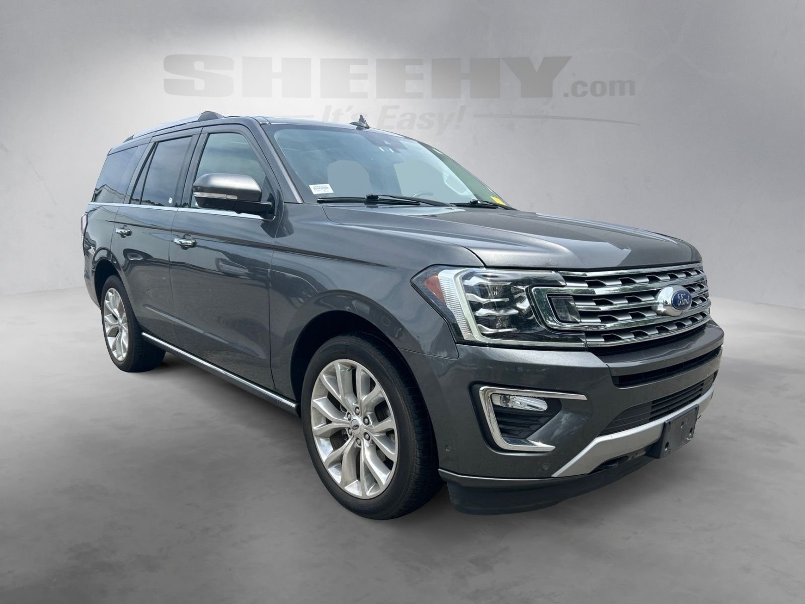 Used 2019 Gray Ford Limited image 2