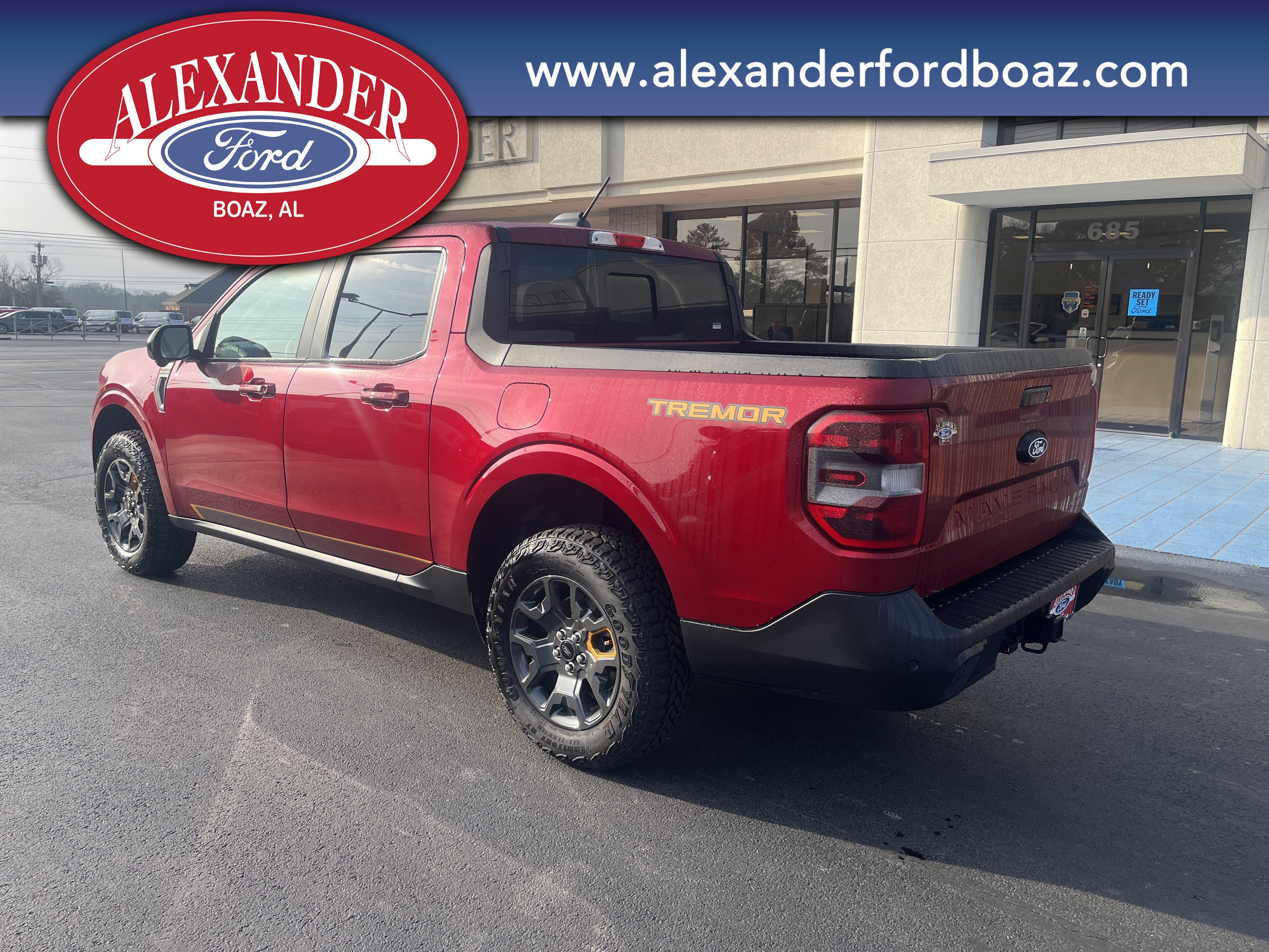 2025 Ford Maverick Tremor - Photo 2