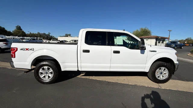 Used 2019 White Ford XLT image 3