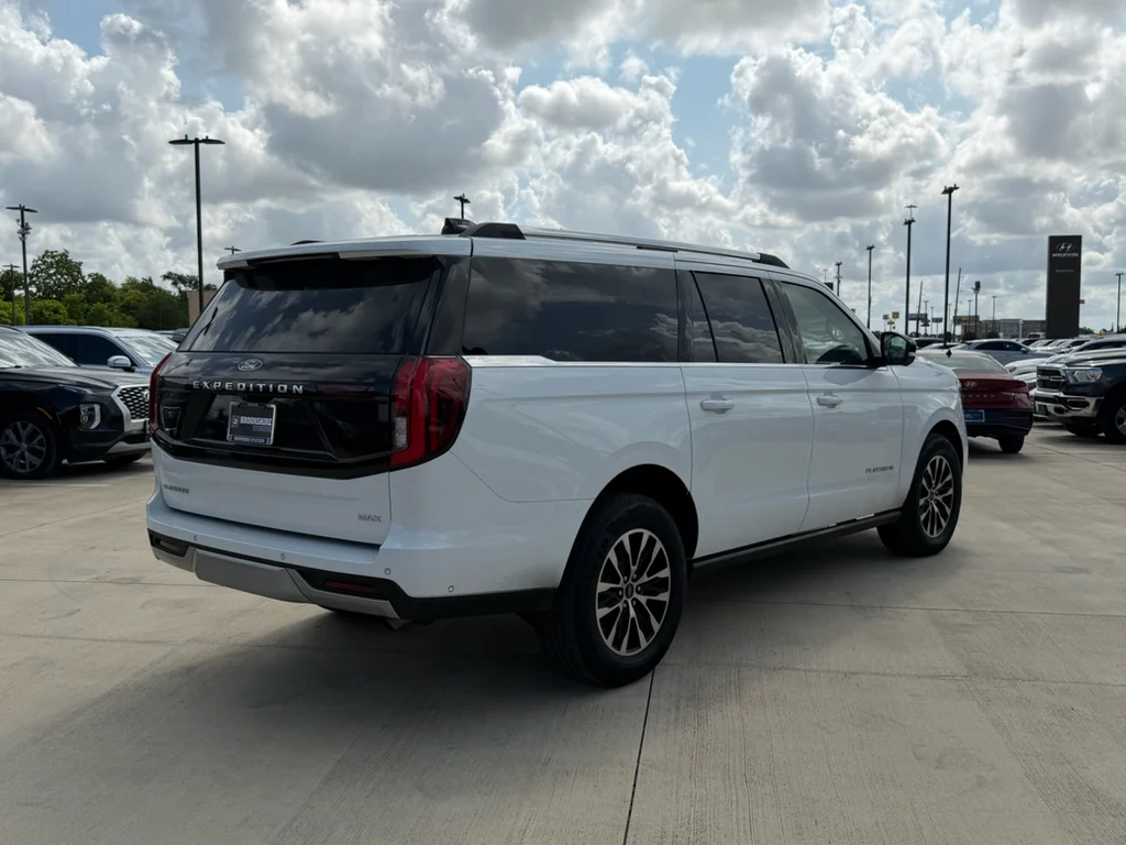Used 2025 Oxford White Ford Platinum image 6