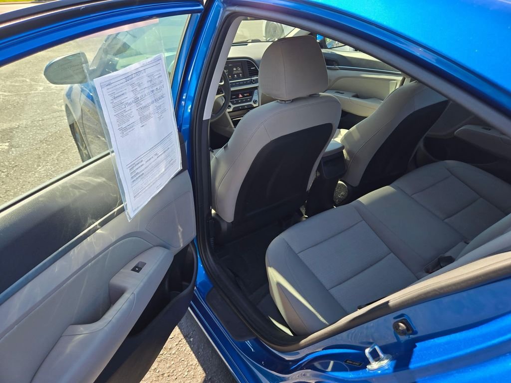 Used 2018 Electric Blue Hyundai SEL image 15