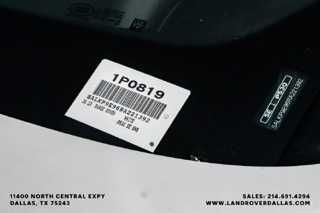 Used 2024  Land Rover SE image 63