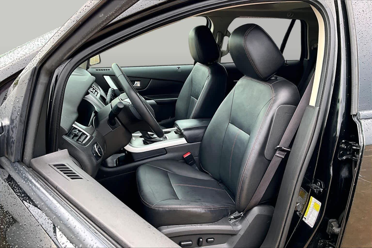 Used 2013 Tuxedo Black Metallic Ford SEL image 7