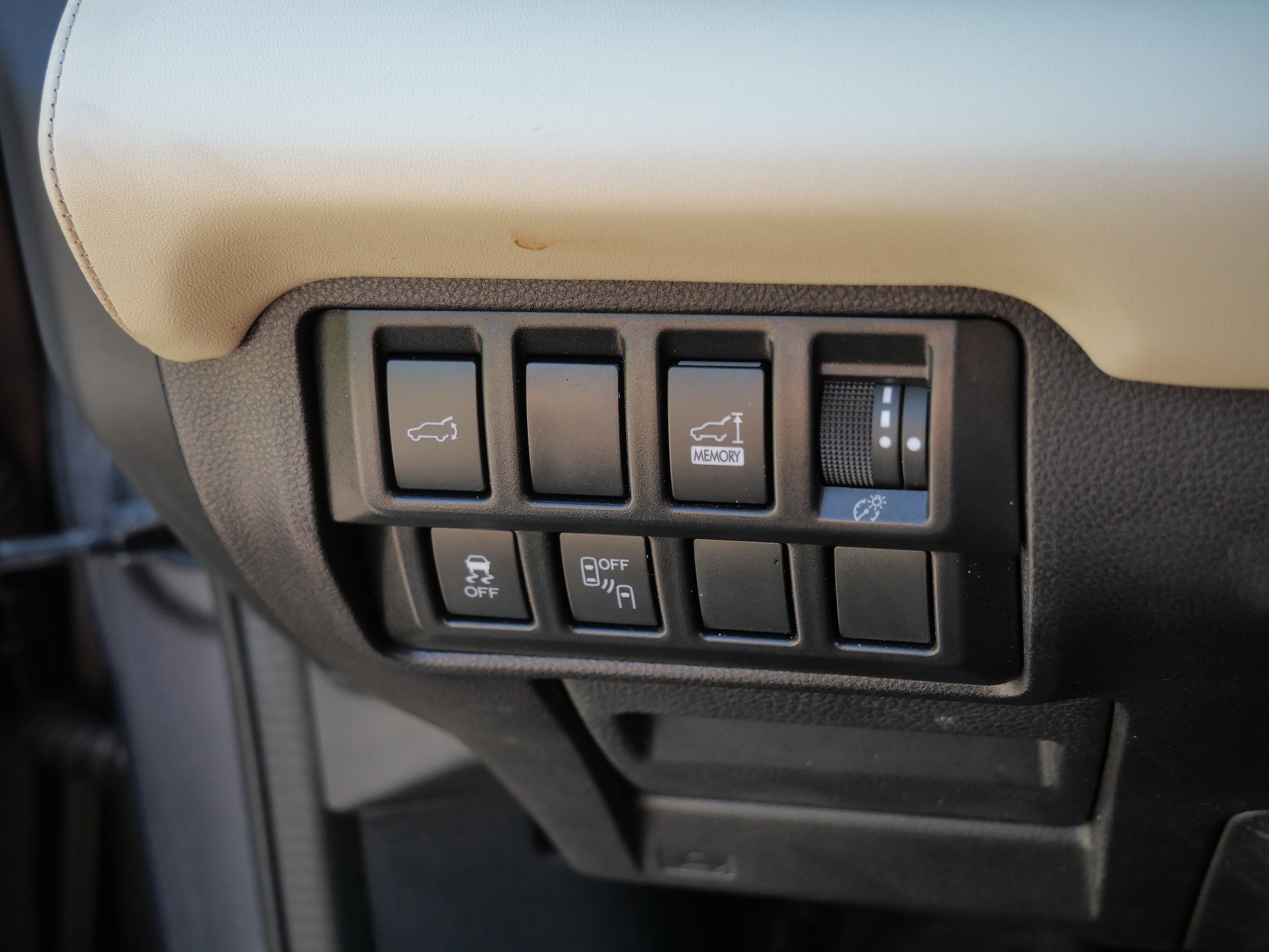 Used 2019 Magnetite Gray Metallic Subaru Touring image 26