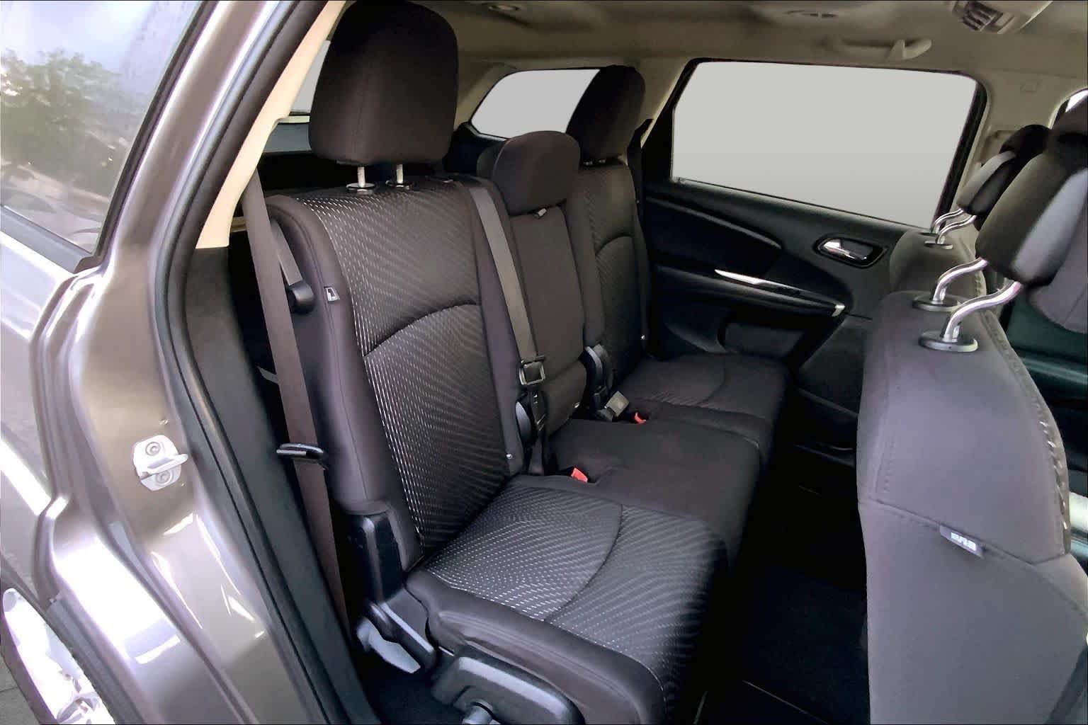 Used 2013 Storm Grey Pearl Dodge SXT image 18