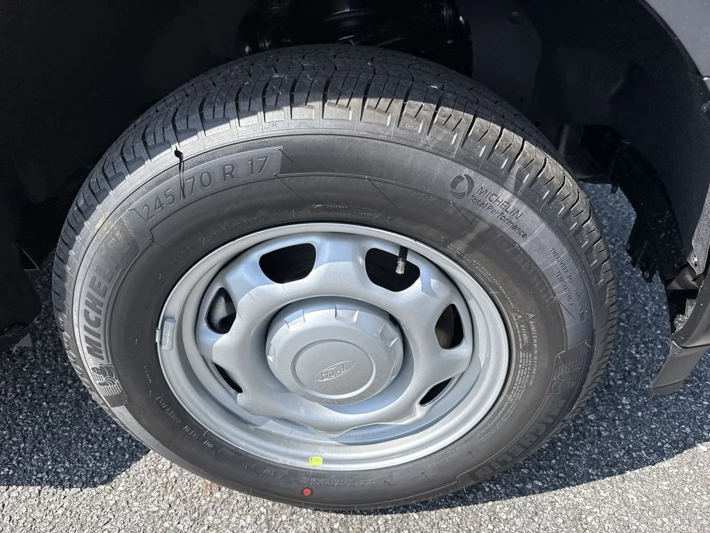 New 2026 Gray Ford XL image 12