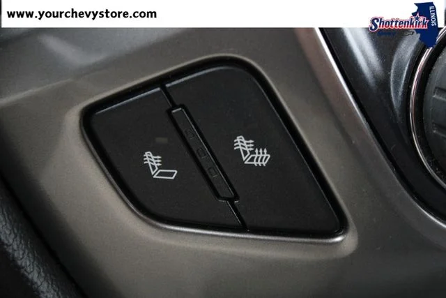 Used 2018 Gray Chevrolet LT image 28