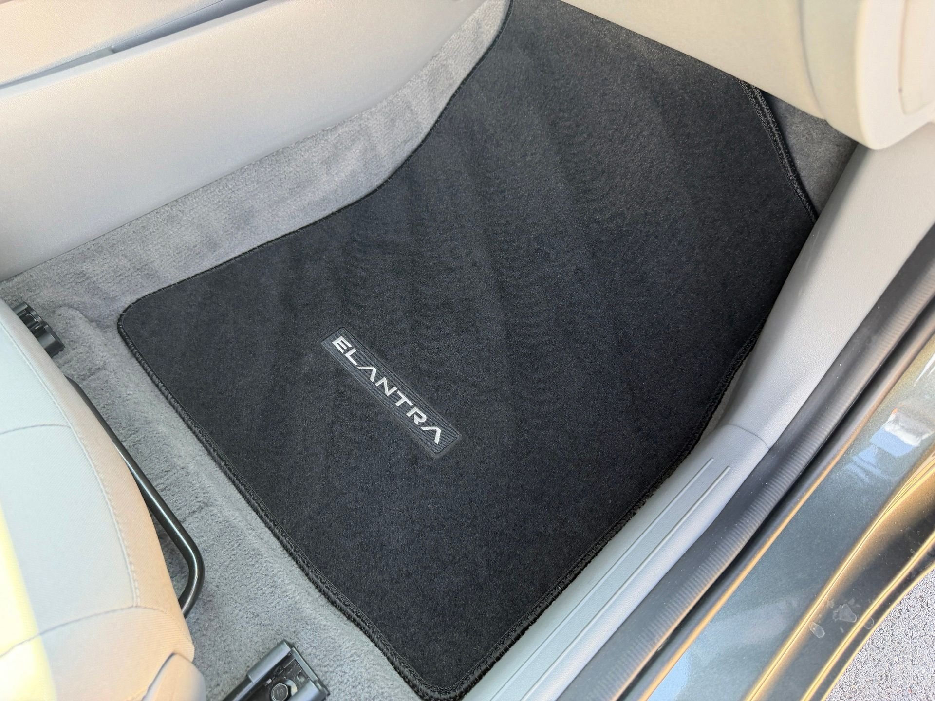Certified Used 2025 Gray Hyundai Blue image 48