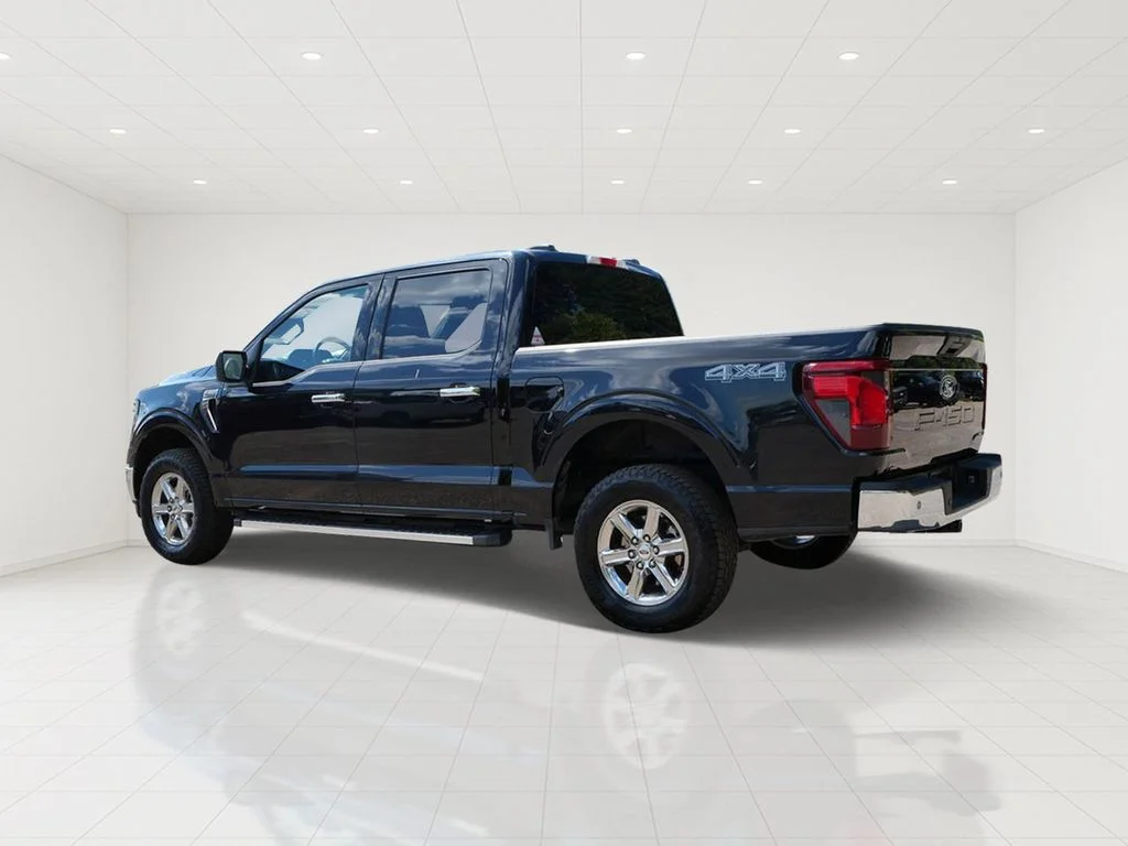 Certified Used 2025 Black Ford XLT image 4