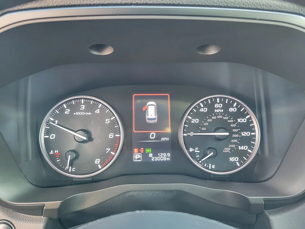 Used 2025 White Subaru Onyx Edition Touring image 15