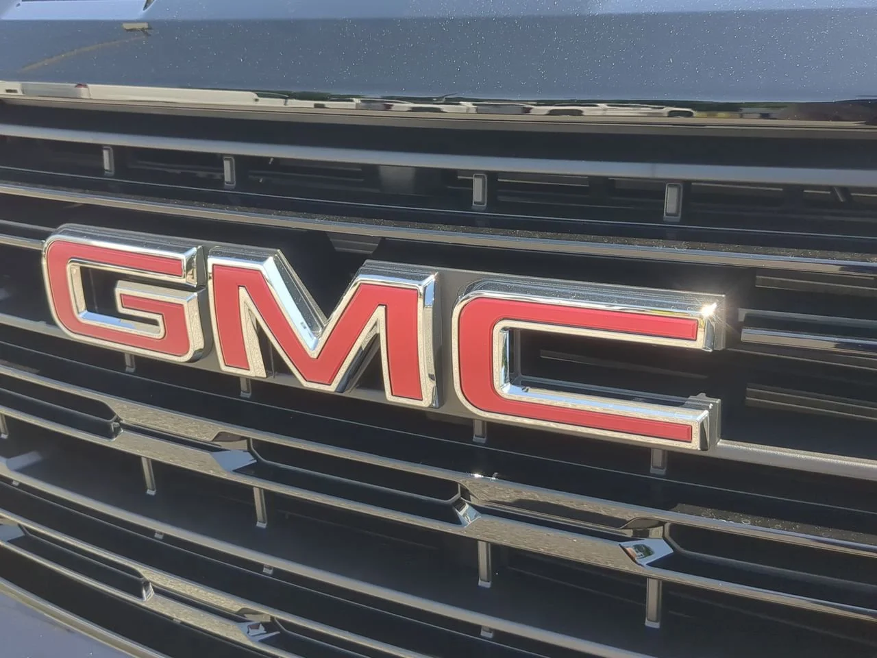 New 2026 Onyx Black GMC Elevation image 30