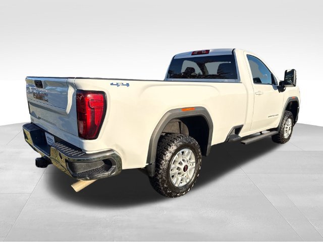 Used 2022 White GMC SLE image 5