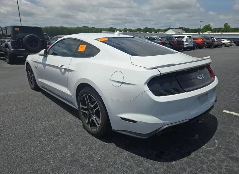 Used 2020 Oxford White Ford GT image 3