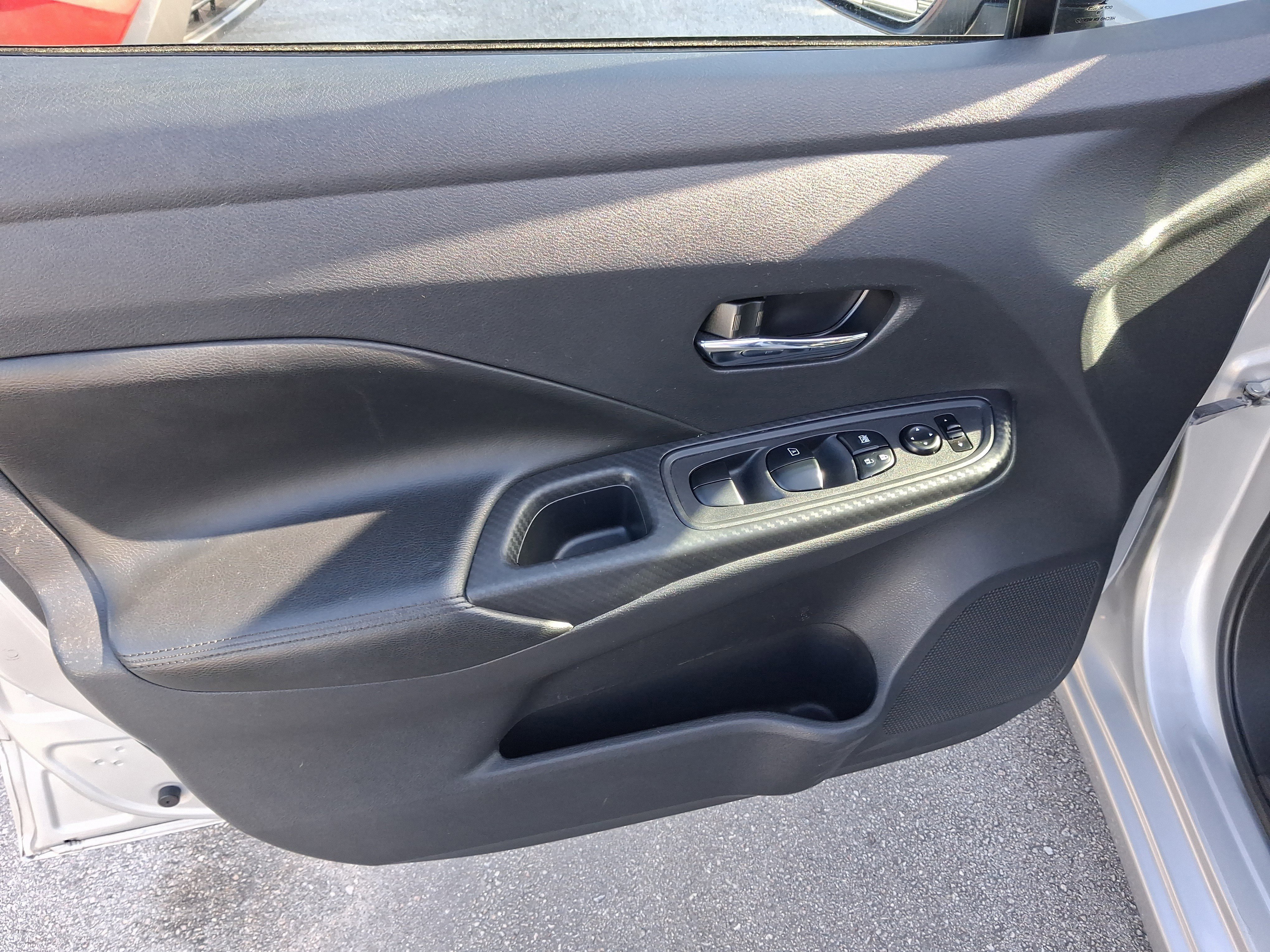 Certified Used 2020 Silver Nissan 1.6 SV image 14