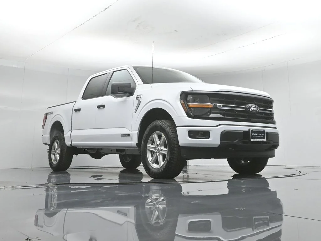New 2026 Oxford White Ford XLT image 45