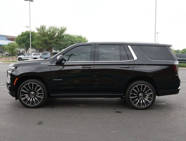 New 2026 Black Chevrolet High Country image 38
