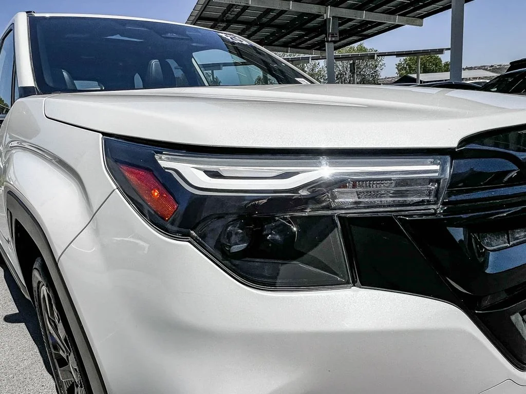 Used 2025 White Subaru Sport image 7
