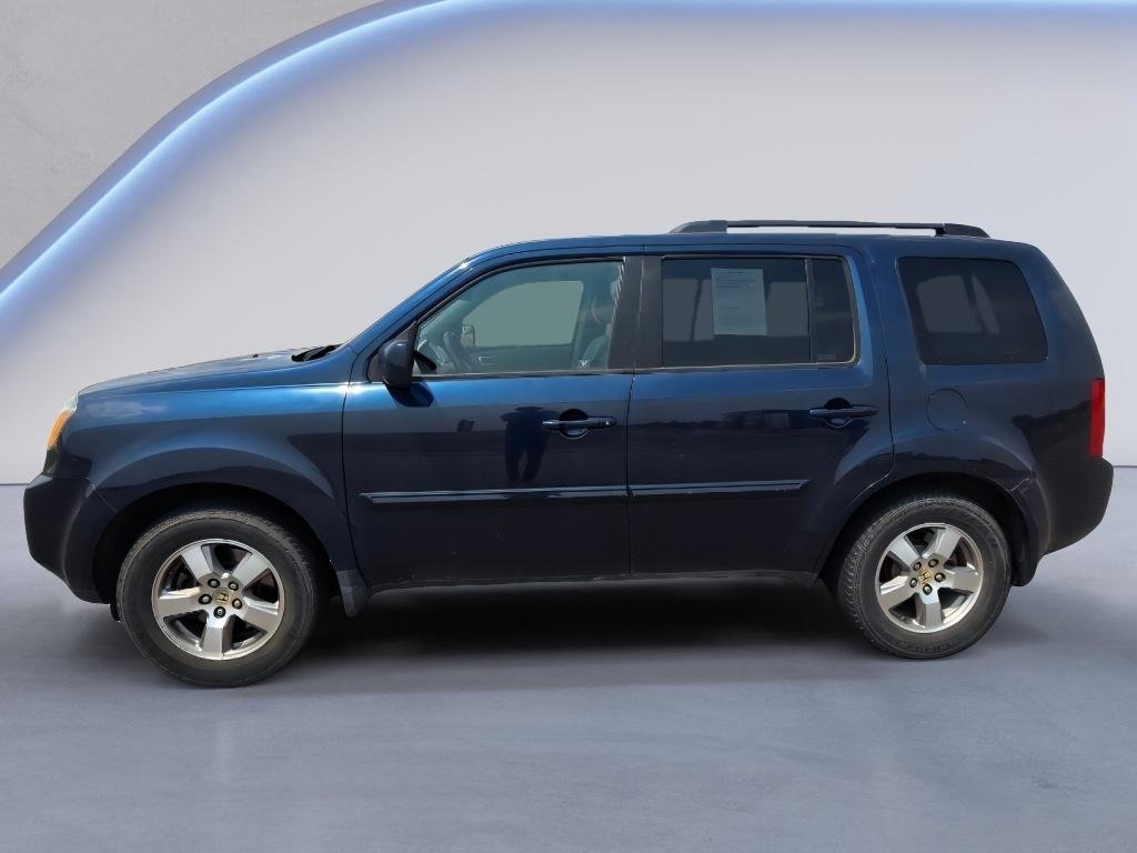 Used 2009 Honda Pilot EX with VIN 5FNYF48449B056084 for sale in Loveland, CO