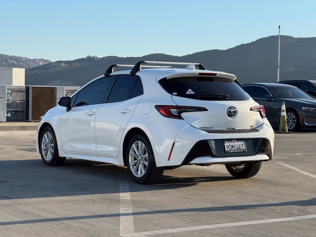 Used 2023 Ice Toyota SE image 31