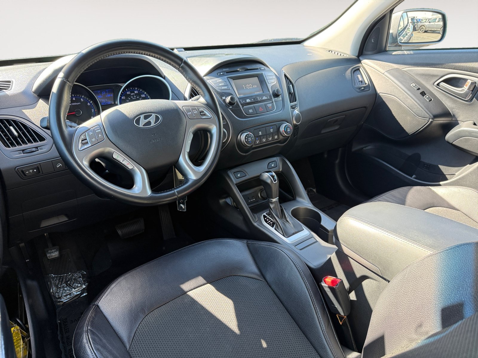 Used 2014 Shadow Hyundai SE image 15