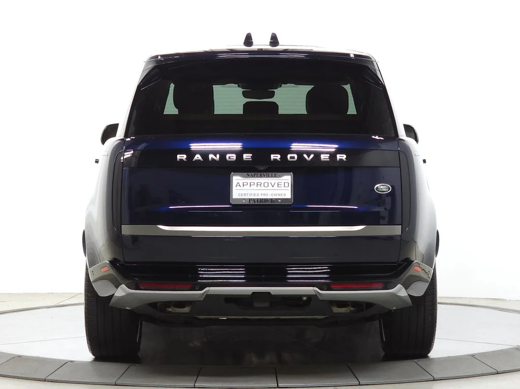 Certified Used 2023 Portofino Blue Metallic Land Rover SE image 5