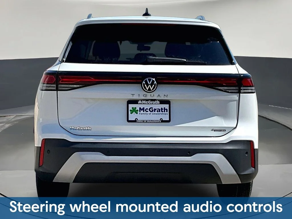 New 2026 White/off-white Volkswagen 2.0T S image 4