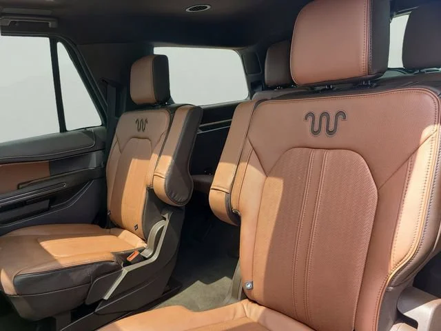 Used 2022  Ford King Ranch image 6