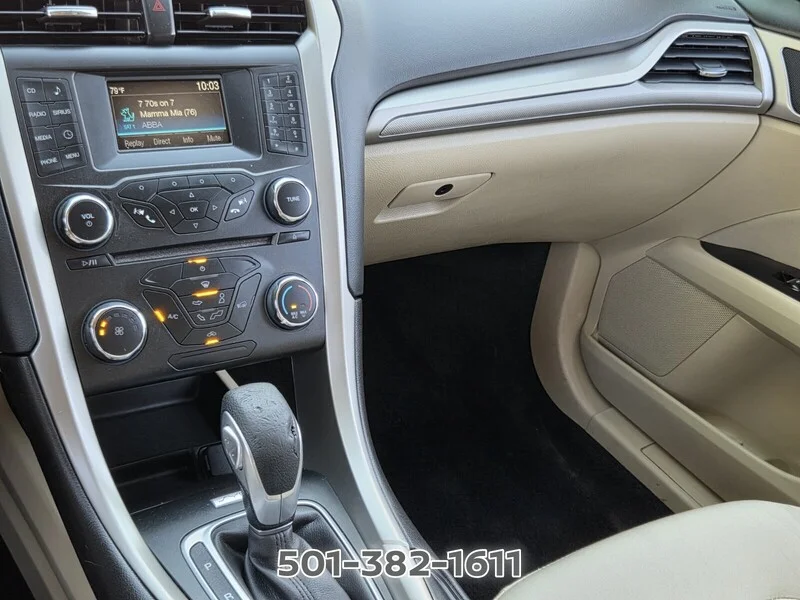 Used 2016 Oxford White FORD 4DR SDN SE FWD image 26