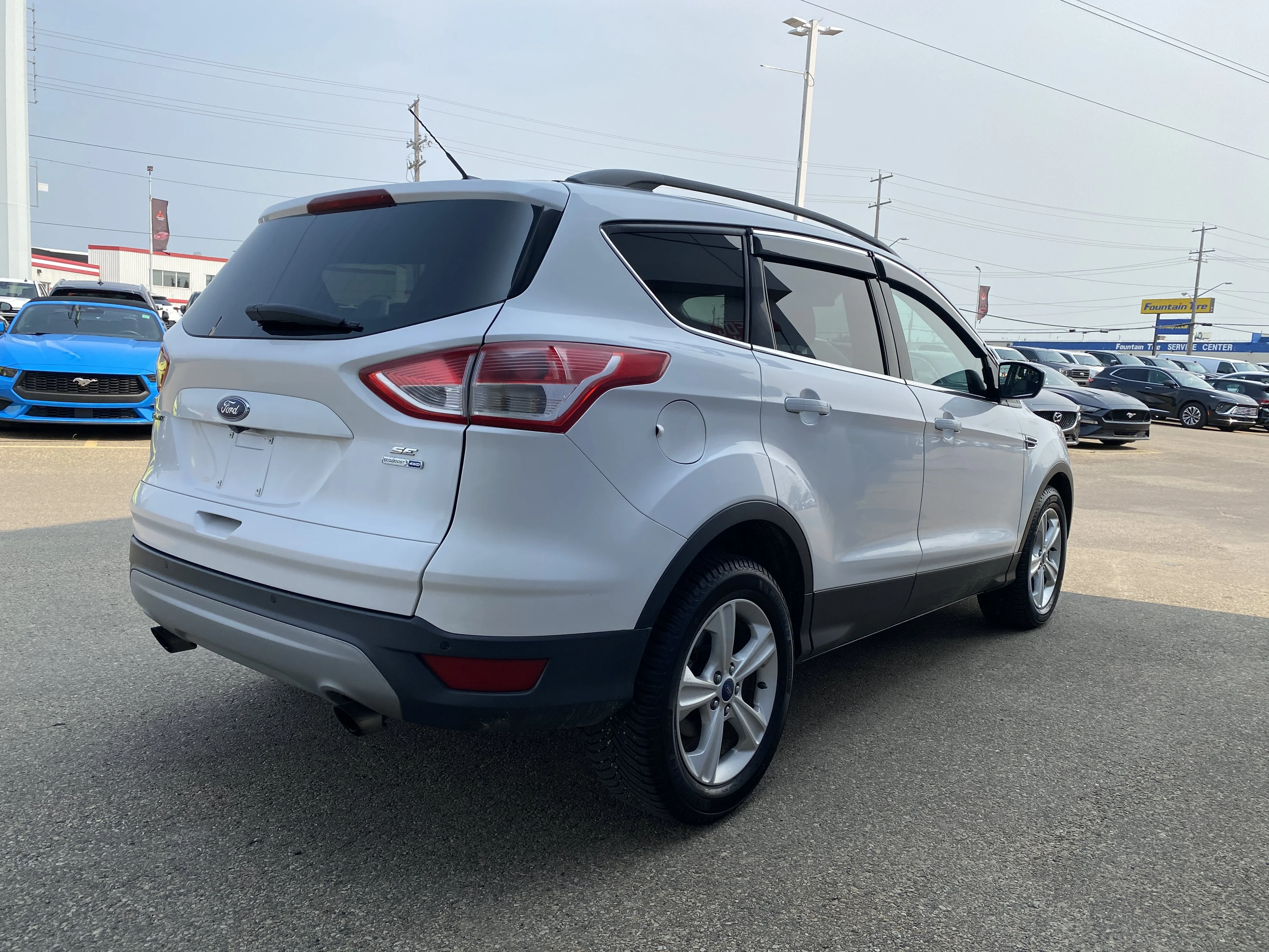 Used 2016 White Ford SE 4WD image 5