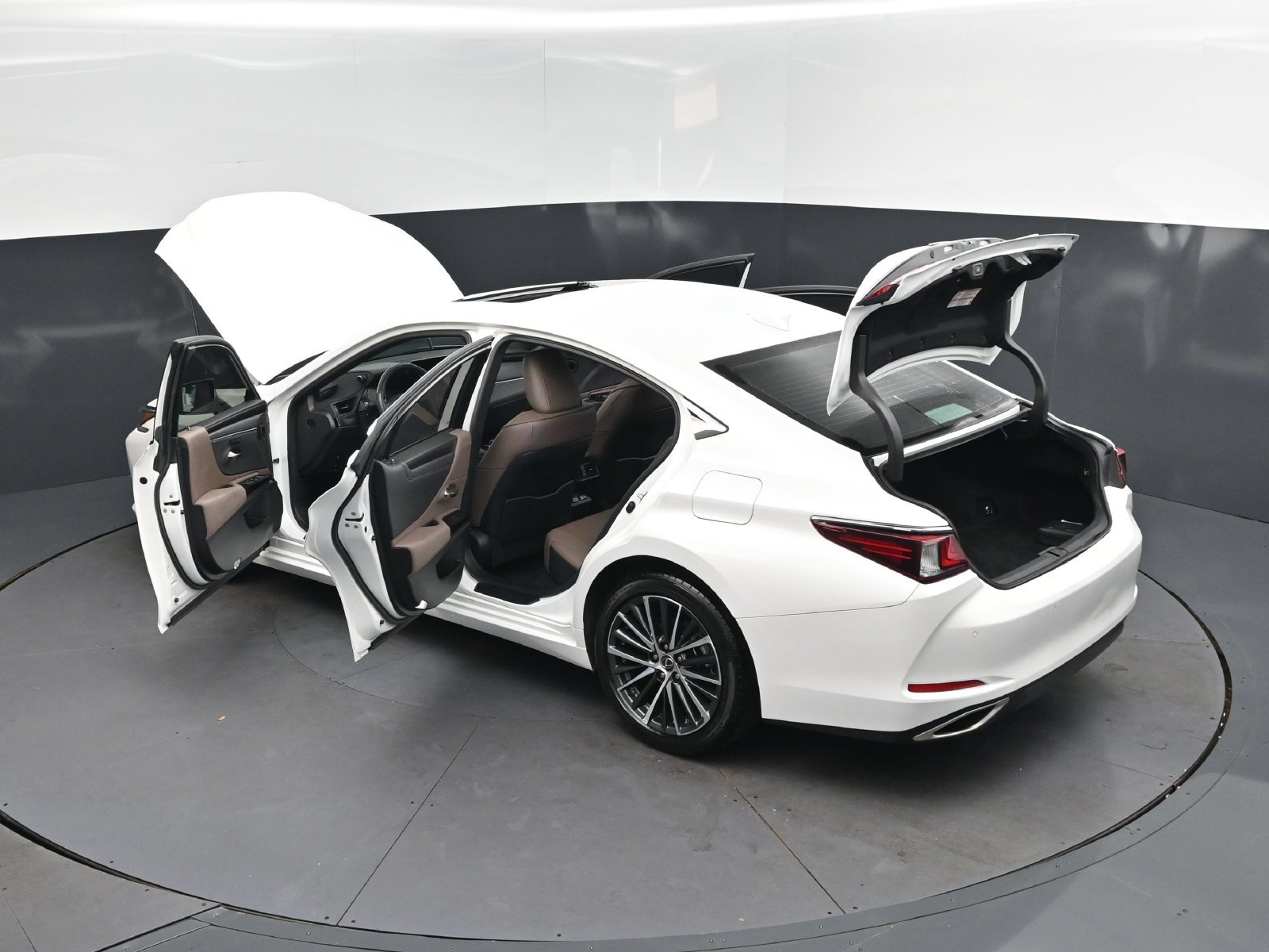 Certified Used 2024 White Lexus 350 image 2