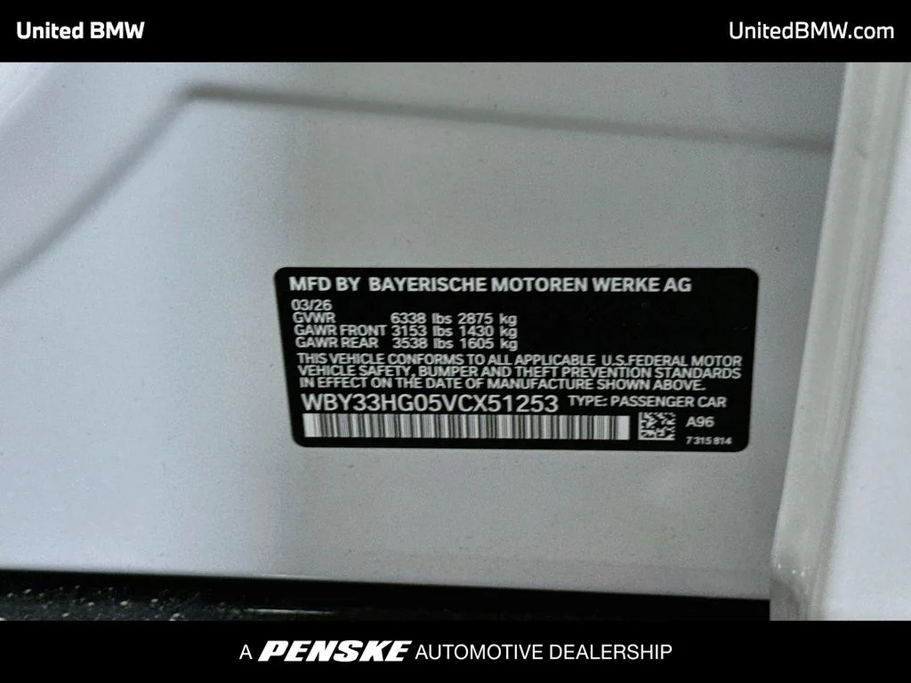 New 2027 Mineral White Metallic BMW xDrive40 image 15