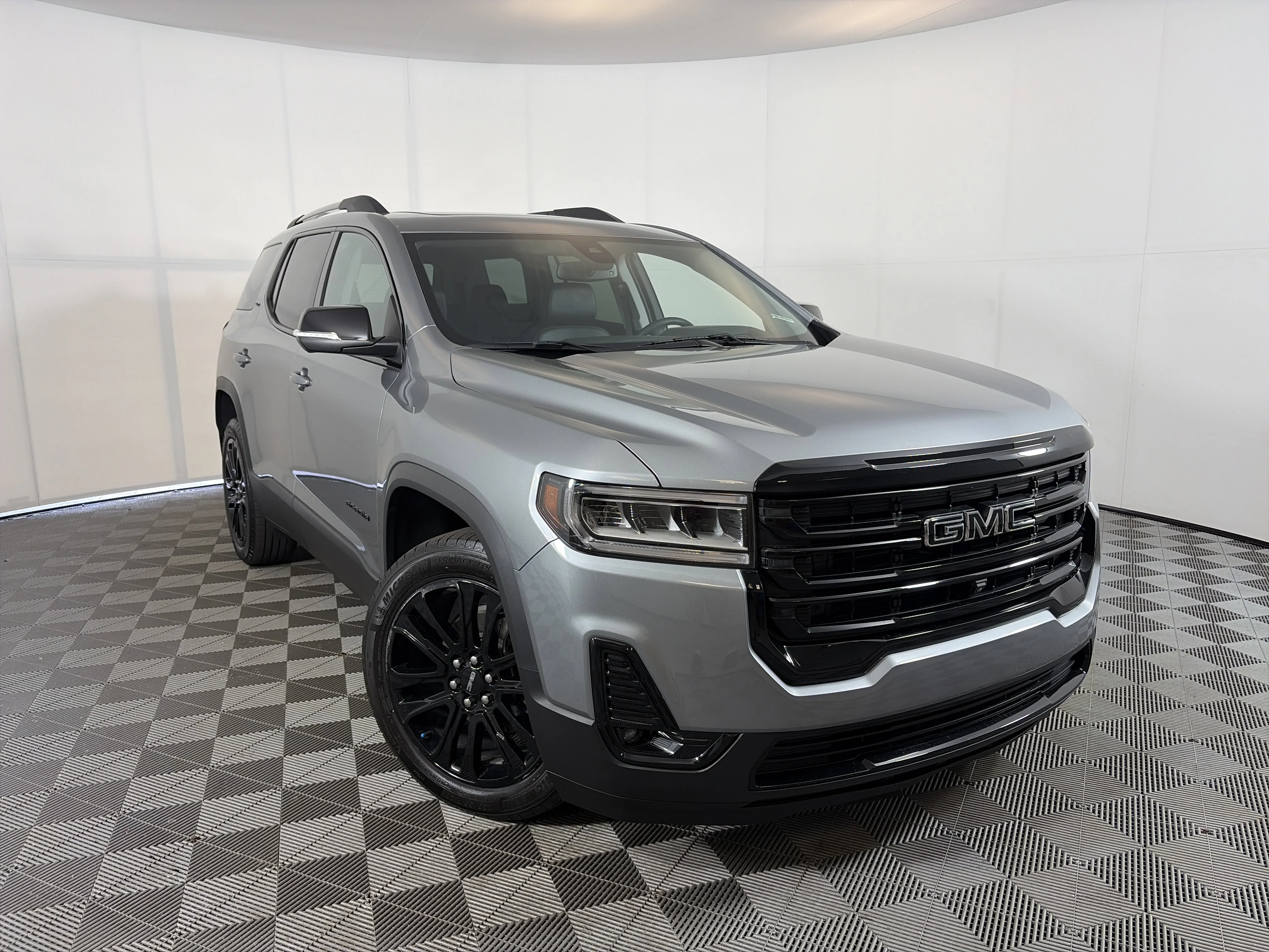 2023 GMC Acadia SLT AWD's photo