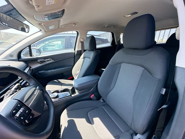 Used 2026 Fusion Orange Kia LX image 20