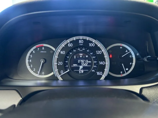 Used 2015 Beige Honda LX image 17