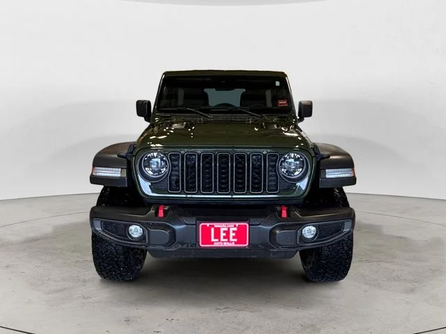 Used 2024 Green Jeep Rubicon image 9