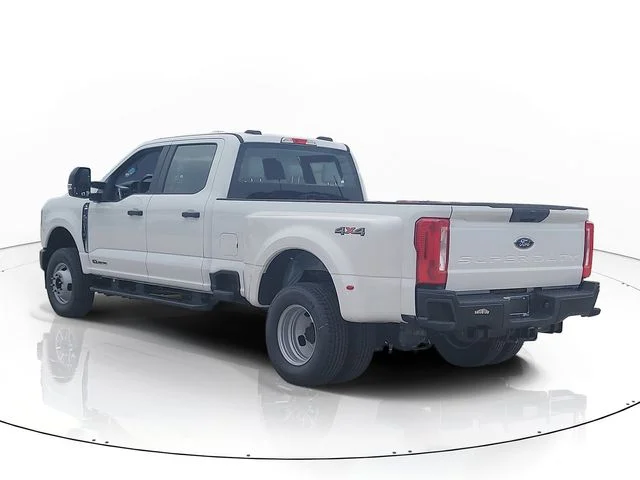 New 2026 Oxford White Ford XL image 7
