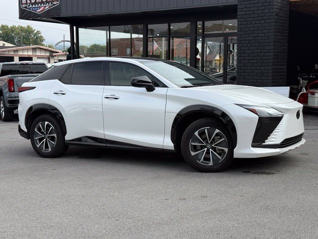 Used 2024 Lexus RZ Premium with VIN JTJABABB4RA000655 for sale in Middlesboro, KY