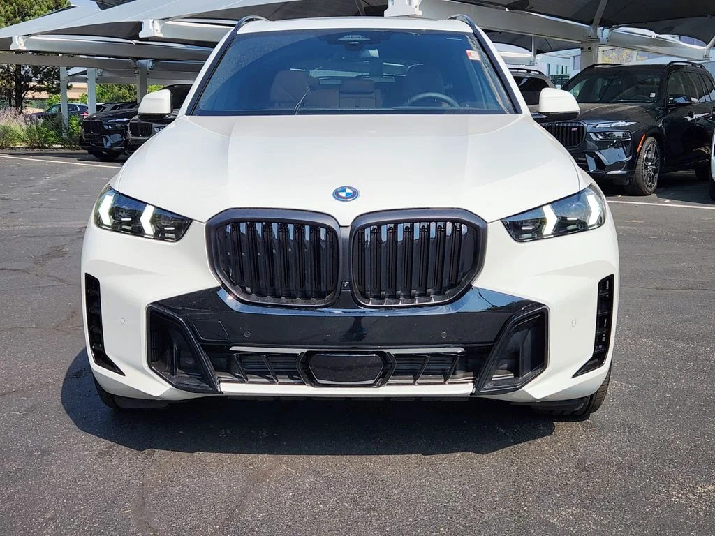 New 2026 Alpine White BMW xDrive50e image 6