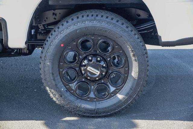 New 2026 Star White Metallic Tri-Coat Ford F-250® Lariat® image 36