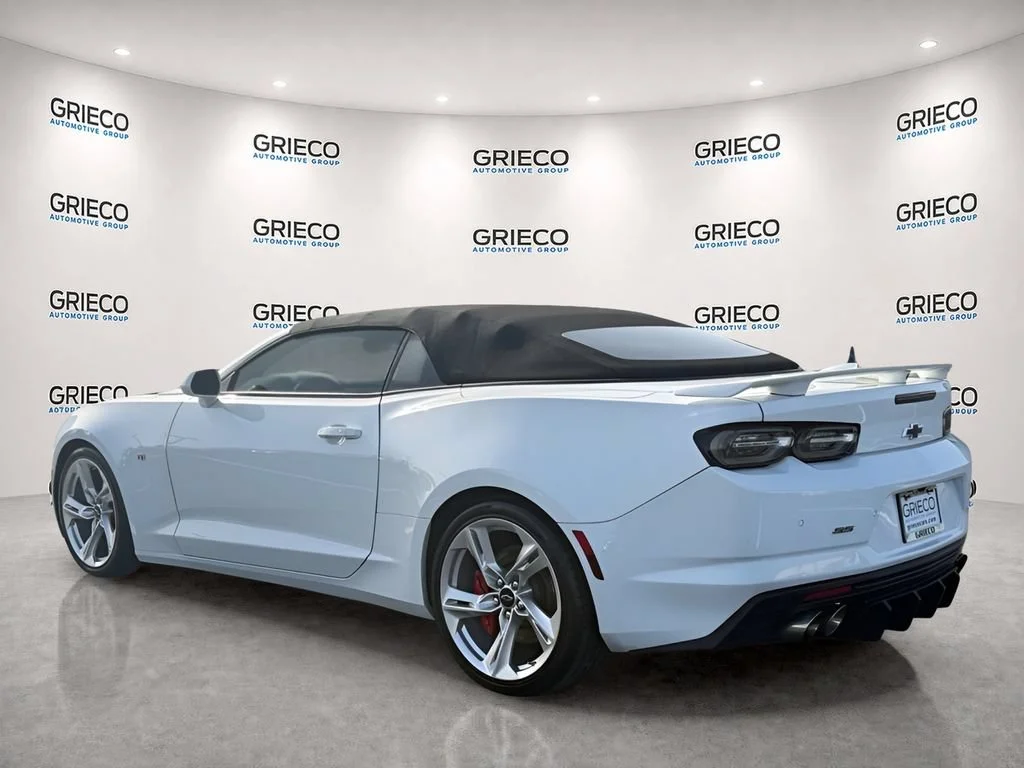 Used 2021 SUMMIT WHITE Chevrolet 2SS image 5