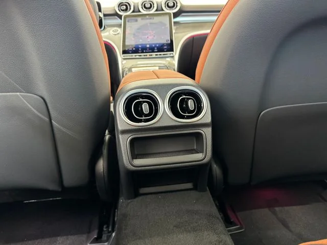New 2026 Polar White Mercedes-Benz C 300 image 39
