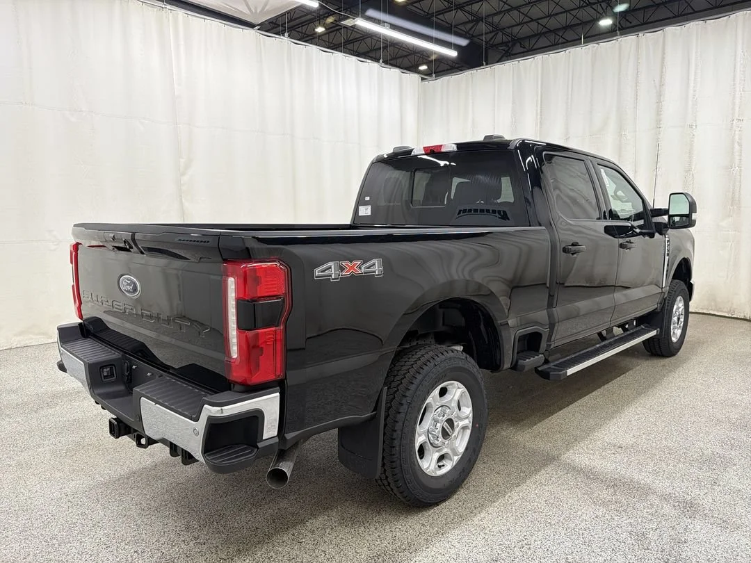 New 2026 Agate Black Metallic Ford F-250® XLT image 8