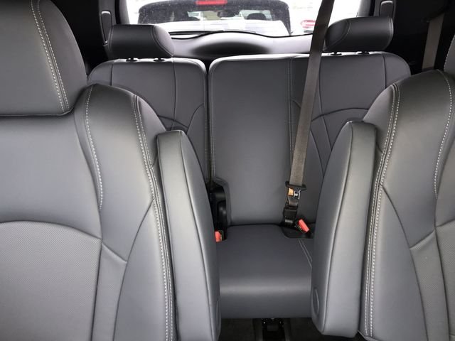 Used 2024 Black Buick Essence image 24